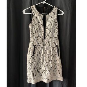 Lace minidress